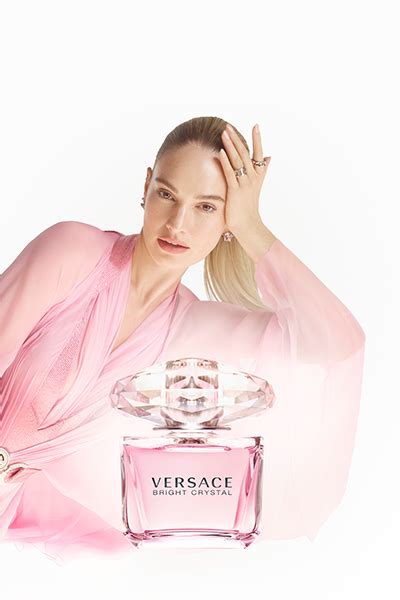 Versace Bright Crystal Gets a New Ad Campaign 